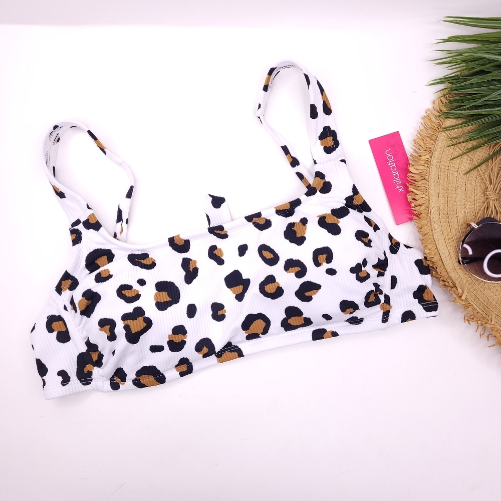 Xhilaration Animal Print Removable Pad Bikini Top